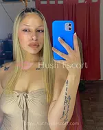 Rubia🔥 super caliente con ganas de sacarte toda la lechita mi amor💦👅 muy pervertida con ganal
