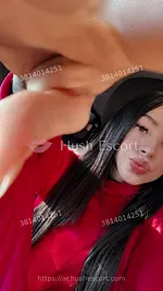 InocenciaLilith dulzura 20 años argentinas cabello-negro slim escort en tucuman - oral-con-proteccion hotel foto 3