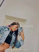 Loca por tenerte en mi cama 18 años escort en santa cruz foto 4