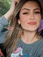 Rubia Barbi 18 años escort en misiones foto 6