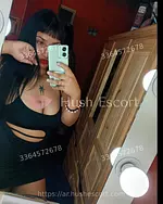 VIP discreta 26 años argentinas cabello-negro curvy escort en entre rios - oral-natural oral-con-proteccion foto 2