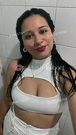 Soy auténtica en el sexo 20 años argentinas cabello-negro curvy escort en santa cruz - oral-natural sexo-anal foto 2