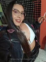 Me encanta la lechita 🤤 😈 bien atrevida