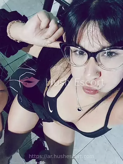 Morocha divertida ❤️🥵 18 años escort en santa fe