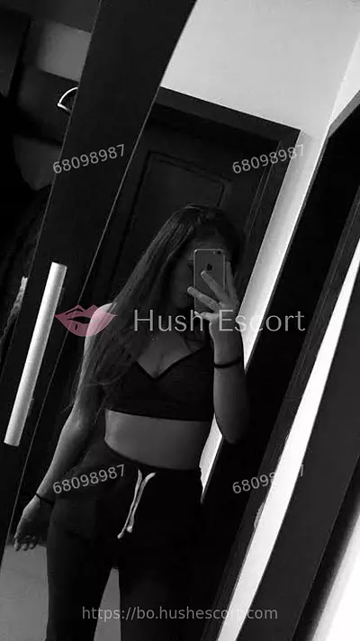 Putita de 18 años papi 18 años bolivianas cabello-negro fit escort en la paz - oral-natural oral-con-proteccion