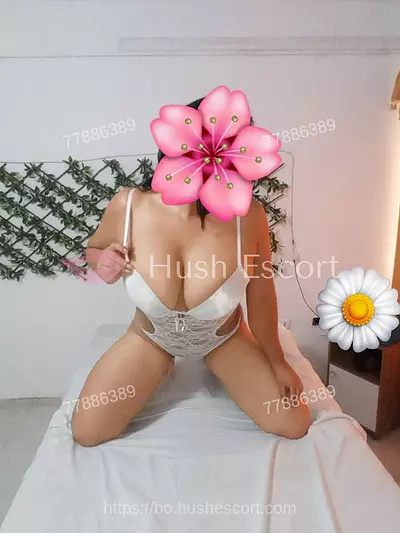 VISITE NUESTRO CENTRO DE MASAJE 19 años escort en santa cruz - eyaculacion-facial sexo-anal