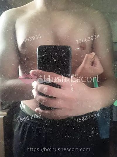 Varón en busca de ayuda economica 24 años bolivianas escort en la paz - oral-natural oral-con-proteccion