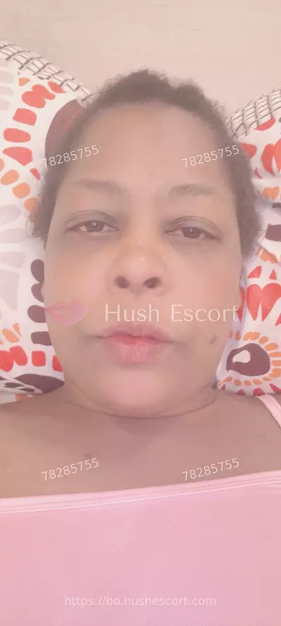 .morenita muy ardiente 36 años colombianas cabello-negro full-figurado escort en oruro - oral-natural sexo-anal