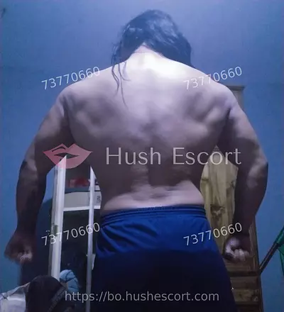 Solo mujeres total discreción 24 años bolivianas cabello-negro fit escort en cochabamba