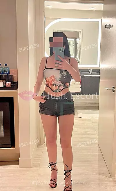 DISFRUTE TOTAL🔥SALIDAS ZONA SUR 🎀DELGADA BLANCA PELINEGRA ATENCIÓN A EJECUTIVOS 😈FOTOS 💯% 27 años escort en calalcoto - besos-boca oral-natural