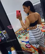 Mariana encantadora y muy joven kinesióloga venezolana 21 años venezolanas escort en ["Santiago Centro", "Santiago centro"] - experiencia-de-novia masaje-erotico foto 2