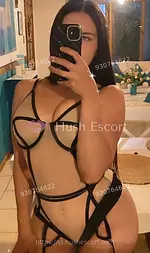 Buin Catalina jugosita escort VIP discreta 23 años chilenas cabello-negro slim escort en valparaiso - oral-natural oral-con-proteccion foto 3