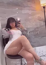 San bernardo catalina juguetona ardiente VIP discreta 23 años chilenas cabello-negro fit escort en santiago metropolitan - oral-natural oral-con-proteccion foto 4