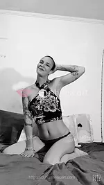 Simpática e independiente a domicilio y motel 26 años chilenas escort en ["Ñuñoa", "Ñuñoa Providencia Santiago Centro"] - oral-natural trío foto 1