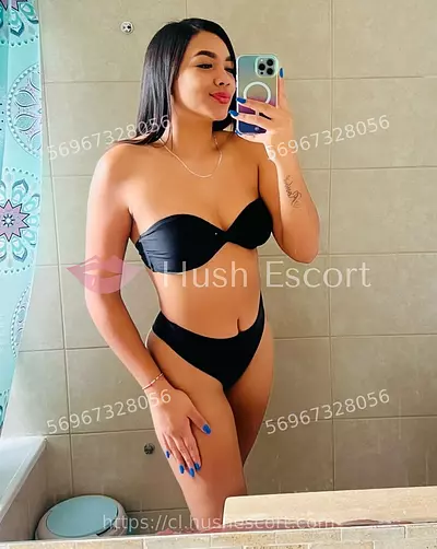 Sensual y preciosa Jovencita de 19 añitos, disponible para encuentros y video llamadas.......,  