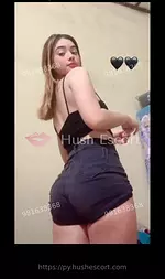 Soy una flaquita blanquita super discreta y divertida..
