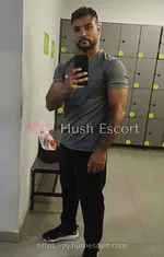 Moreno tatuado 30 años brasilenas cabello-negro slim escort en alto parana foto 1