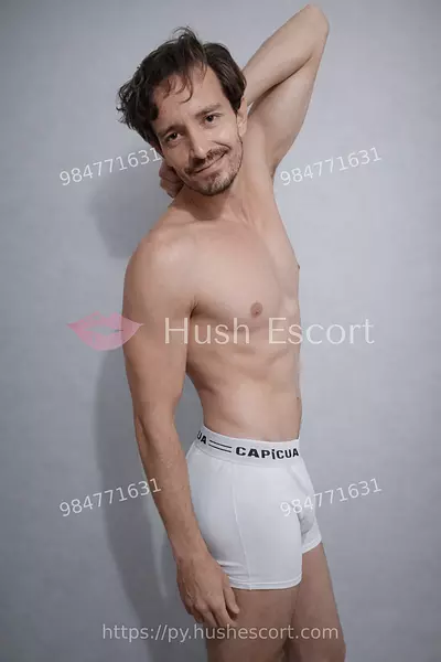 PARAGUAYO VERSATIL 22X5 LISTO PARA COMPLACERTE 35 años paraguayas cabello-rubio slim escort en alto parana - oral-natural sexo-anal