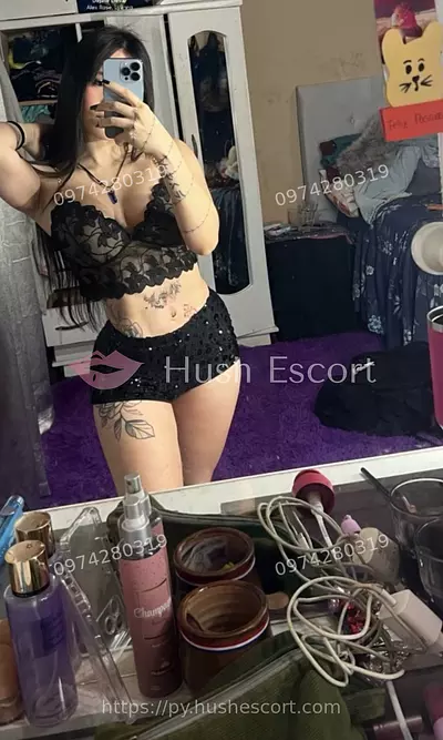 Sexy y hermosa culona ardiente 🔥 19 años paraguayas cabello-castano curvy escort en asuncion - oral-natural sexo-anal apartamento-propio